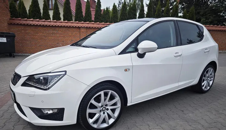 seat ibiza radom Seat Ibiza cena 42200 przebieg: 103800, rok produkcji 2017 z Radom